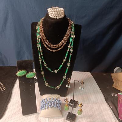GREEN GLASS BEADED LONG NECKLACE, CLIP ON AND SCREW BACK EARRINGS, MULTI STRAND BRACELET AND MORE