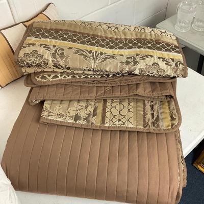 974 Queen and King Bedding Madison aPark