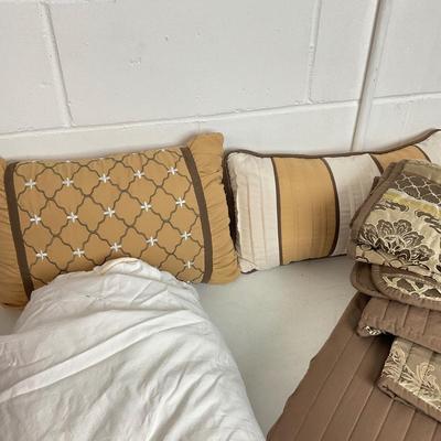 974 Queen and King Bedding Madison aPark