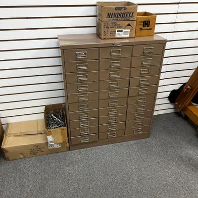 Sale Photo Thumbnail #65