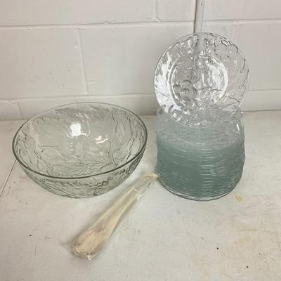 991 Glass Grape Design Salad Set