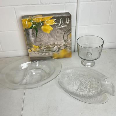 992 Large Glass Serving Bowls, Trays