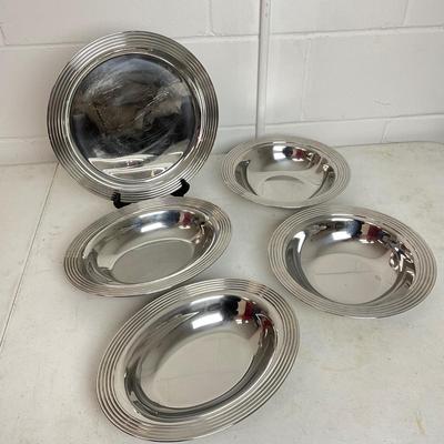 1005 Set of 5 Stainless Steel Farberware Serving Dishes
