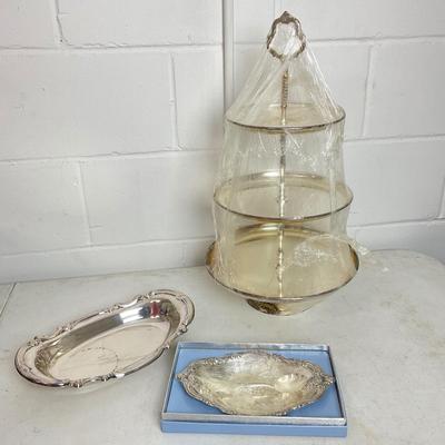 1008 Three Tier Serving Rack and Two Plated Serving Plates