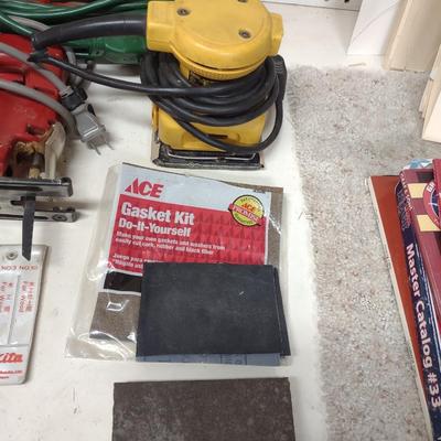 MAKITA JIG SAW, BLADES, SANDER, AND EXTENSION CORD