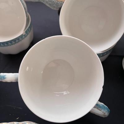 RUTH JOHNSON BROS ENGLAND CHINA SET 8 PLACE SETTING W/EXTRAS