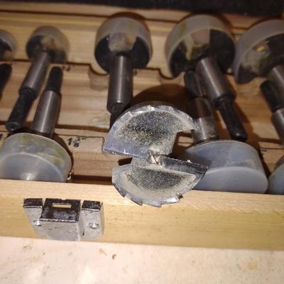 FORSTNER DRILL BITS IN A WOODEN CASE