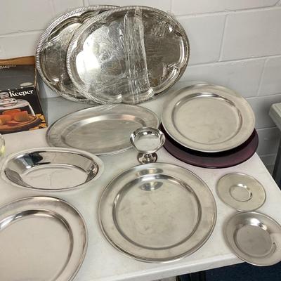 1017 Oneida Marble Stainless Tray with Stainless Serving Pieces , Cheese Keeper