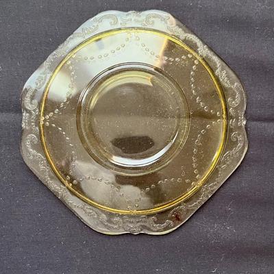 YELLOW DEPRESSION GLASS DINNERWARE