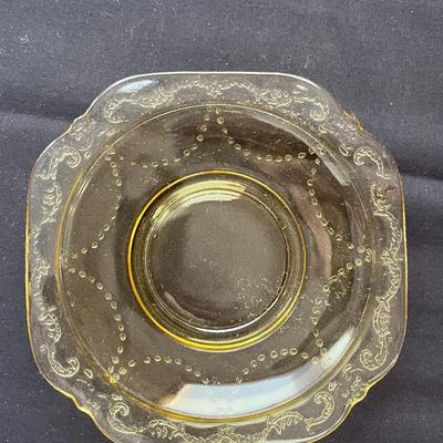 YELLOW DEPRESSION GLASS DINNERWARE