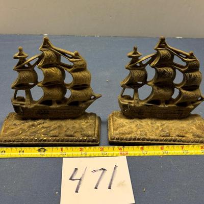 Cast Iron Ship Bookend Set