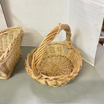 1099 Lot of Three Large Handled Baskets