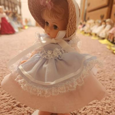 Wendys Maypole Dance