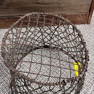 METAL WIRE POTATO BASKET