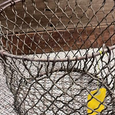 METAL WIRE POTATO BASKET