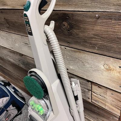 HOOVER MAX EXTRACT LS CARPET CLEANER WITH AN UPHOLSTERY CLEANING ATTACHMENT