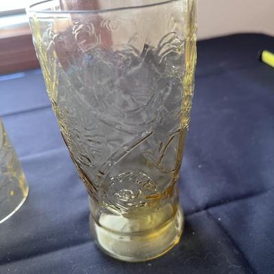 8 YELLOW GLASS TUMBLERS