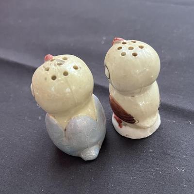 A VARIETY OF CHINA PIECES