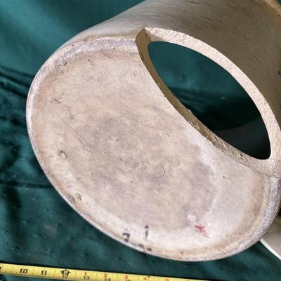 #4 Crock Cracked bottom corner see pictures