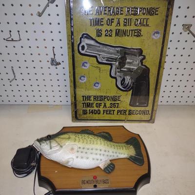 WORKING BILLY BASS SINGING FISH & A TIN SIGN