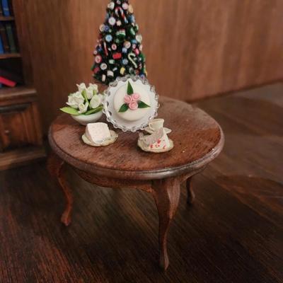 Dining Table w/ Christmas Tree