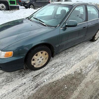 Sale Photo Thumbnail #18: 1996 Honda Accord Manual, runs and drives. Has over 387k miles and sold as is. Was Driven and no issues were felt.