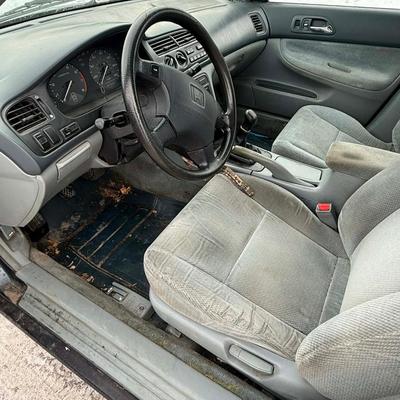 Sale Photo Thumbnail #7: 1996 Honda Accord Manual, runs and drives. Has over 387k miles and sold as is. Was Driven and no issues were felt.