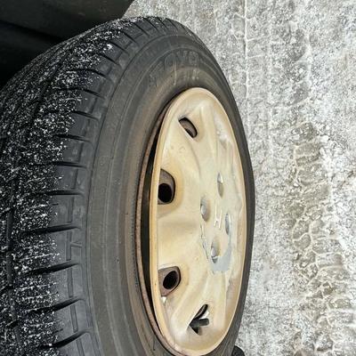 Sale Photo Thumbnail #19: 1996 Honda Accord Manual, runs and drives. Has over 387k miles and sold as is. Was Driven and no issues were felt.