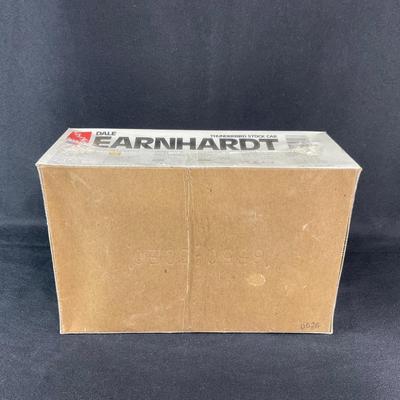 -7- 1:25 SCALE | Dale Earnhardt Thunderbird Stock Car Model Kit | Sealed