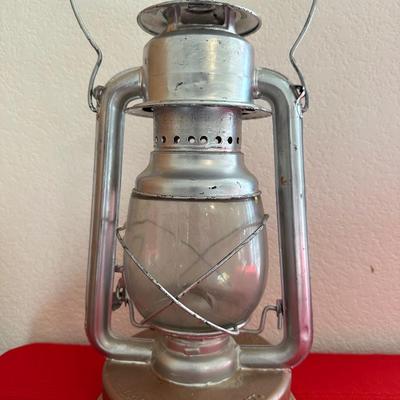 PAULL'S LEADER LARGE NO 2 FOUNT LANTERN