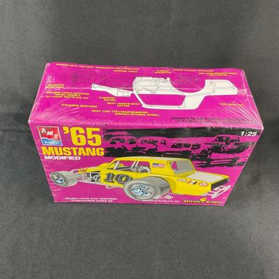 -11- 1:25 SCALE | 65 Mustang Modified Model Kit | Sealed