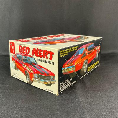 -12- 1:25 SCALE | Bob Hamiltons Red Alert Drag Chevelle SS Model Kit | Opened