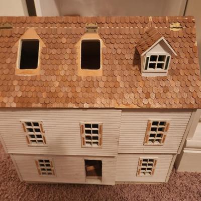 White Doll House w/ Brown Roof