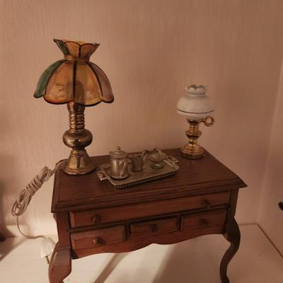 Sidetable w/ Tea Set and Multicolored Lamp