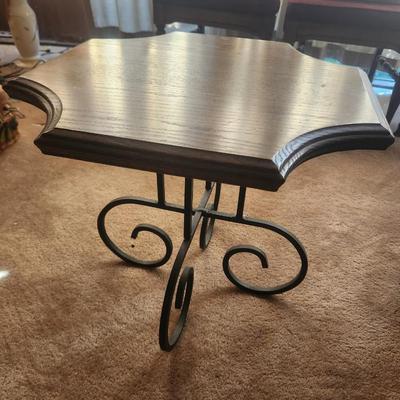 End table