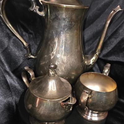 Vintage Silver-Plated Coffee & Tea Service Set – Unmarked 3-Piece Collection with Ornate Handles and Timeless Patina