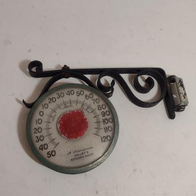 Vintage Thermometer with Wall Mount