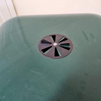 Aussie 4200 Series Walk-A-Bout Charcoal Grill (G1-JS)