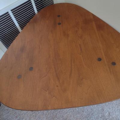Mid-Century Modern Dux Scandinavian Guitar Pick Accent Table