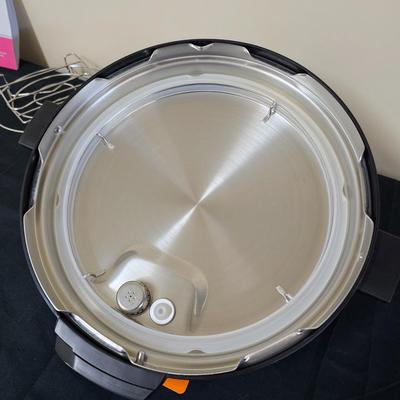 Instant Pot Duo Crisp & Air Fryer (G1-JS)