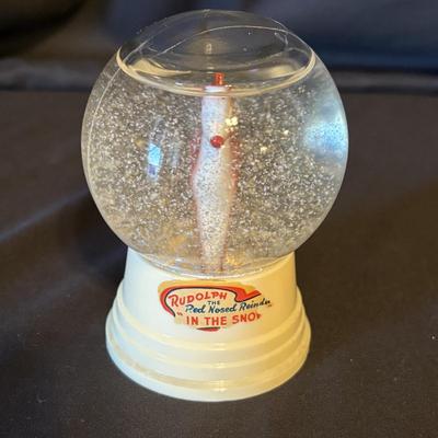 Collection of Vintage Christmas Ornaments (BD-SF)