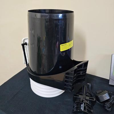 Davis Instruments Precision Weather Station (G1-JS)