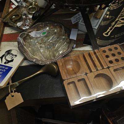 Sale Photo Thumbnail #579