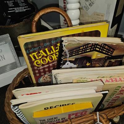 Sale Photo Thumbnail #818