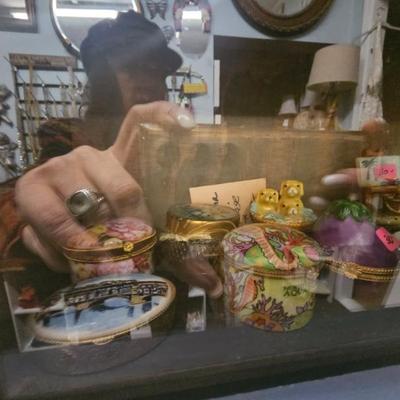 Sale Photo Thumbnail #956