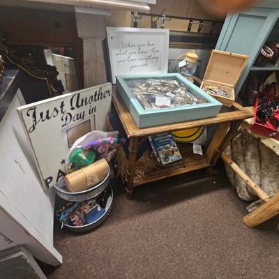 Sale Photo Thumbnail #964