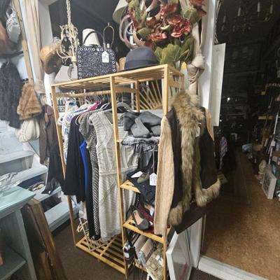 Sale Photo Thumbnail #966