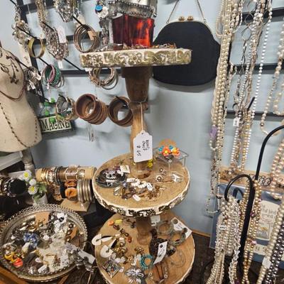 Sale Photo Thumbnail #1007