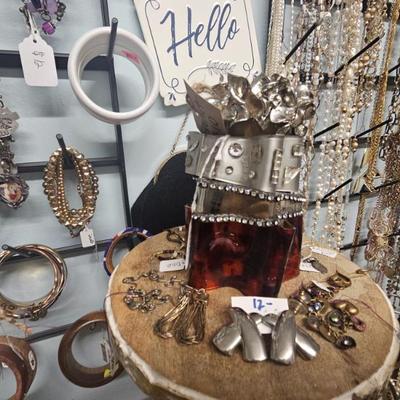 Sale Photo Thumbnail #1013