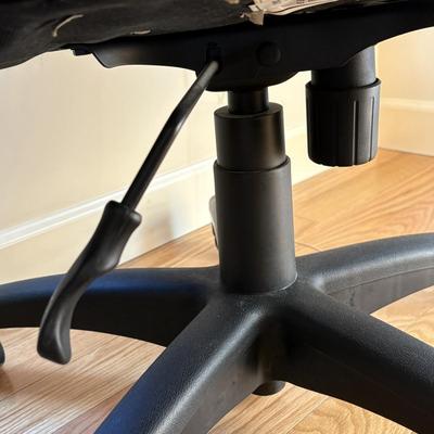 Faux Leather Office Chair (O-LR)